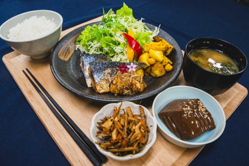 無添加自然食のset meal